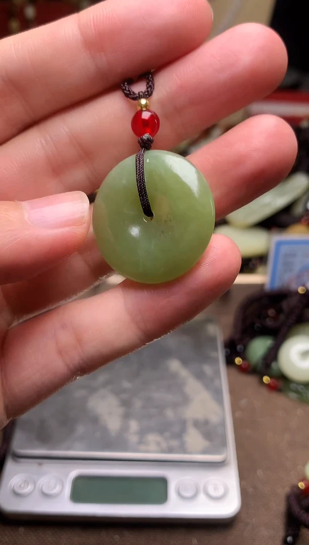 颈饰未镶嵌和田玉新疆料青海料清水和田玉吊坠