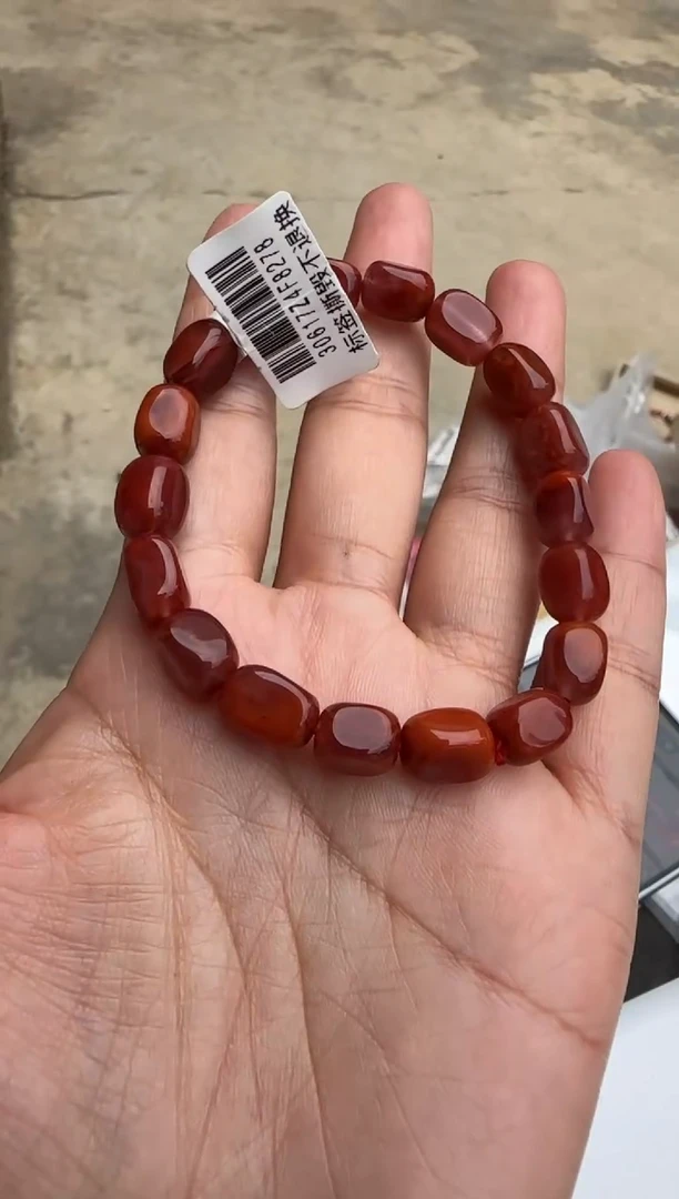 南红玛瑙珠串未镶嵌原矿无优化玫红随型