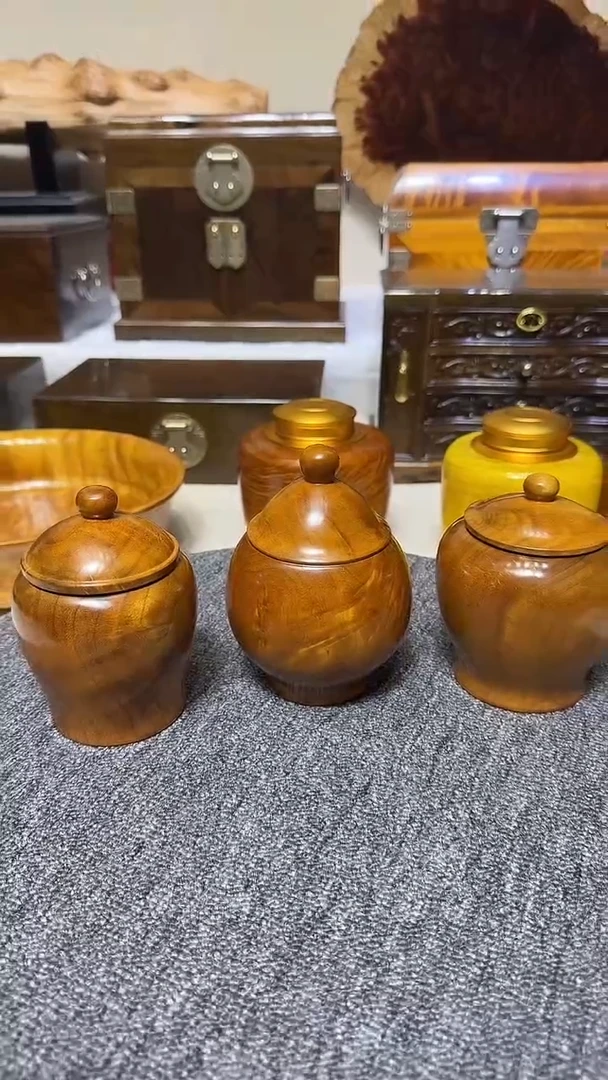 金丝楠木老料小号木盖茶叶罐