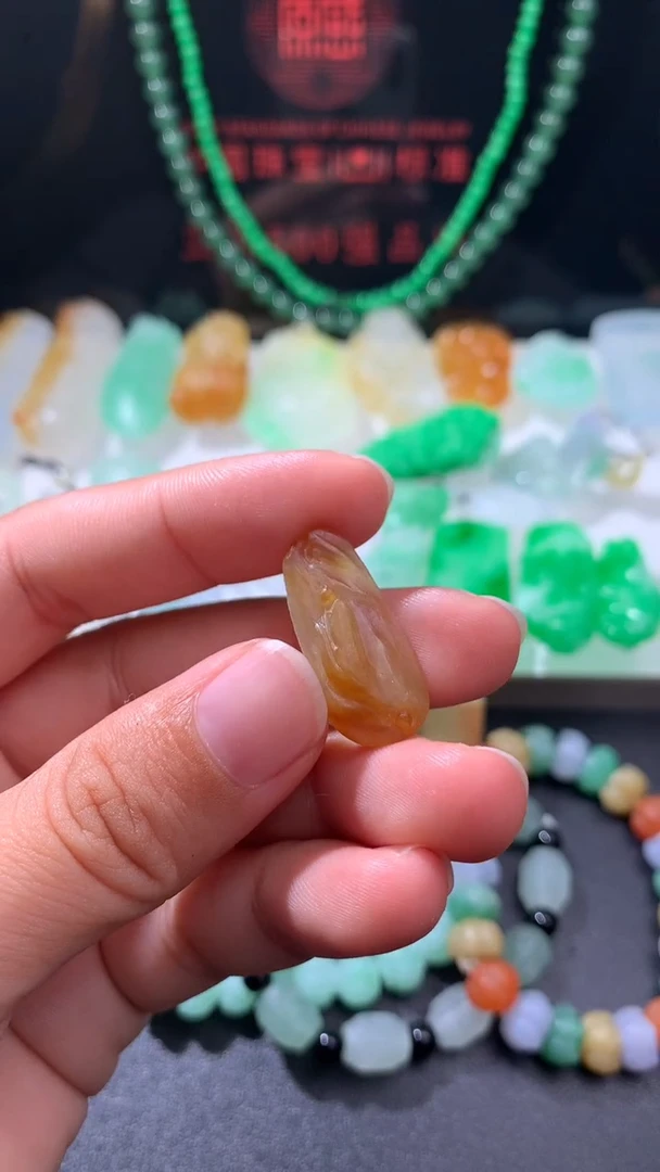 未镶嵌定制翡翠