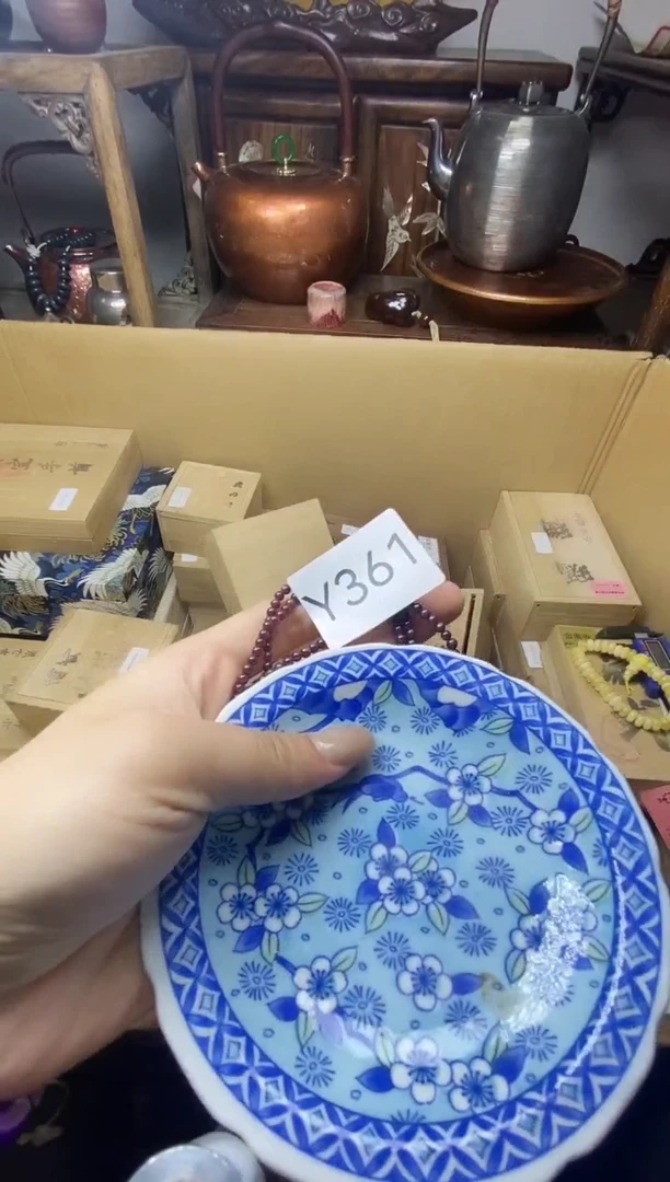 瓷片L*瓷器瓷器瓷器瓷器