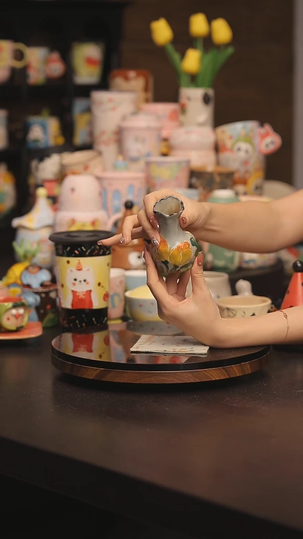 景德镇釉下彩绘设计师款式陶瓷