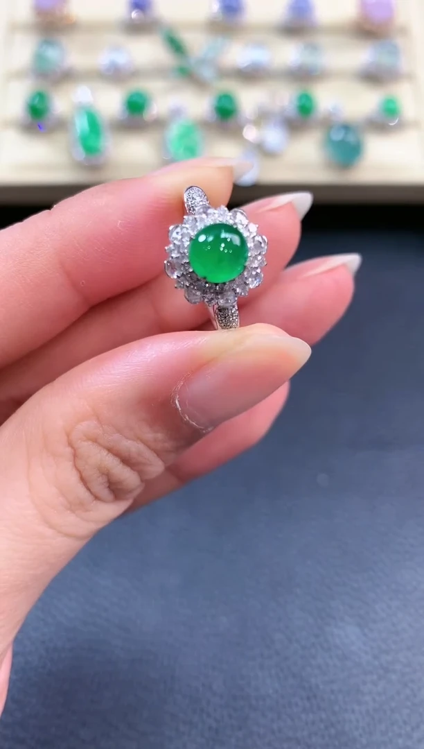 【闪购商品】翡翠戒指18K金镶嵌b125