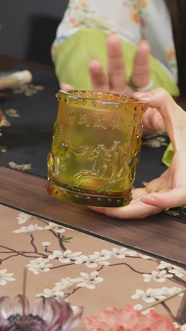 手工艺品琉璃马到成功茶器收纳桶