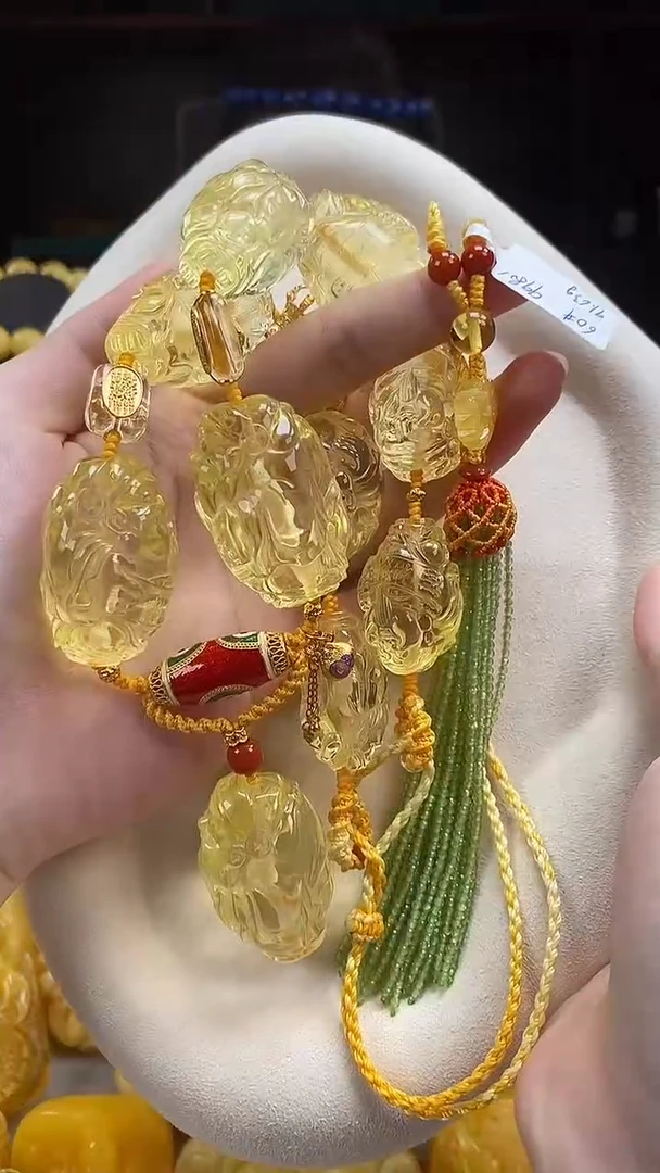 琥珀颈饰未镶嵌项链