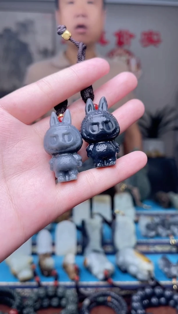 和田玉未镶嵌挂件多样性发 拍一发一