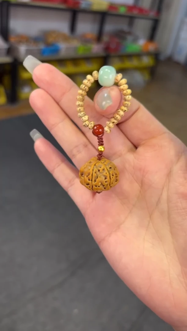 【闪购商品】菩提根/象牙果吊坠星月金刚指尖捻