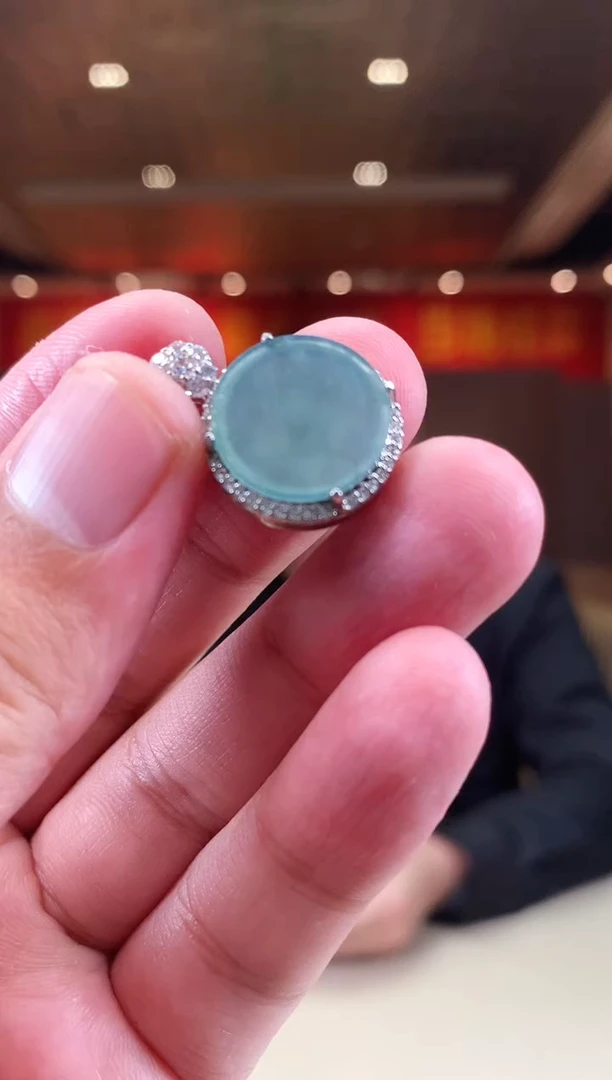 【闪购商品】翡翠颈饰未镶嵌             *5