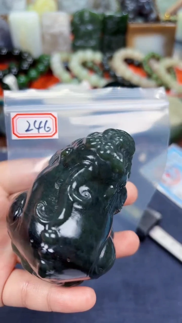 颈饰未镶嵌和田玉和田玉