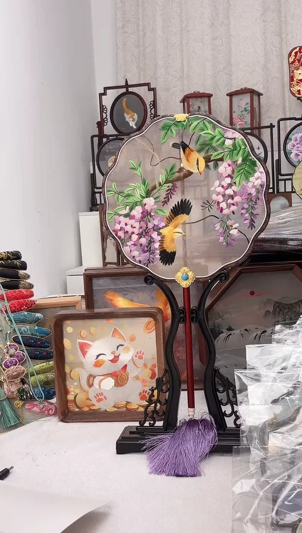 扇子绣作品手工团扇