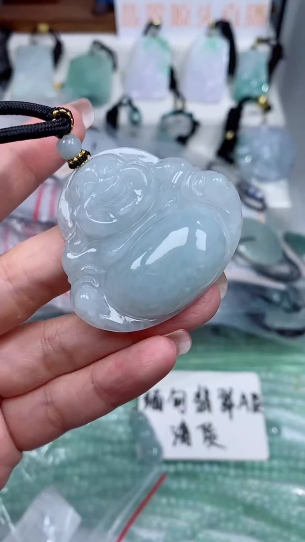 颈饰未镶嵌翡翠吊坠