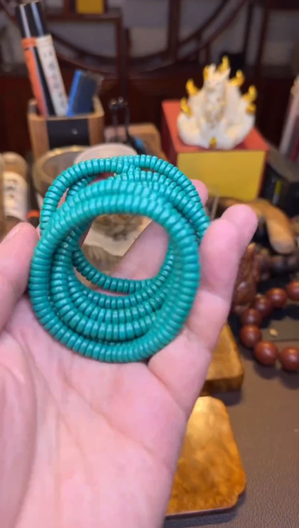 木绿色片珠多样性发其一