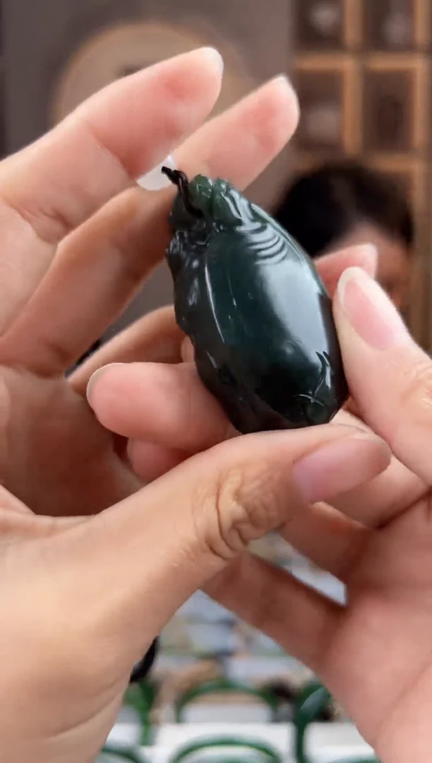 颈饰未镶嵌和田玉拍一发一，拍一发一