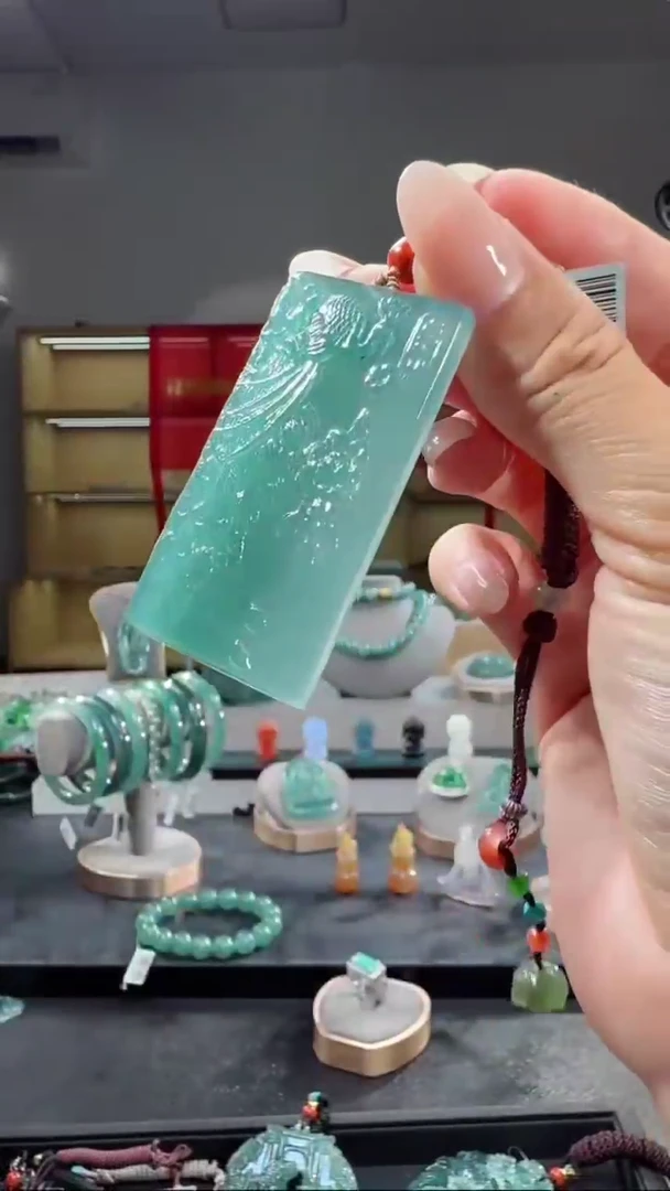 吊坠(不含链)未镶嵌翡翠凤凰