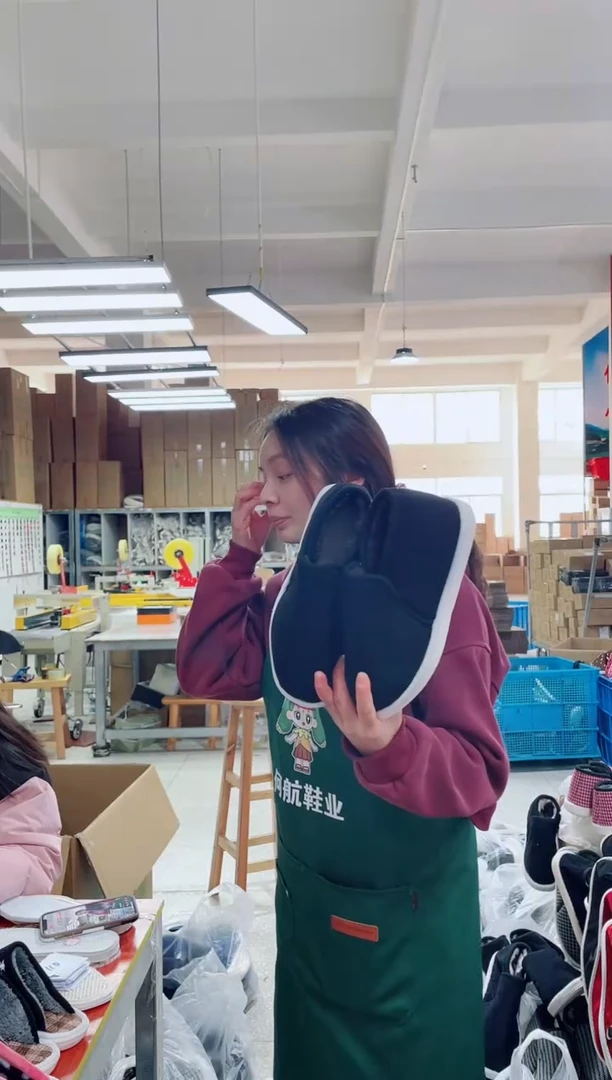 黑色手工纳棉鞋39码