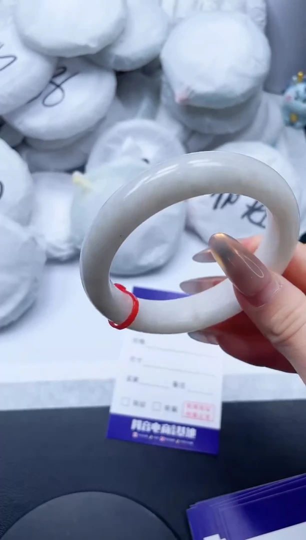 【闪购商品】和田玉手镯未镶嵌19L84-57