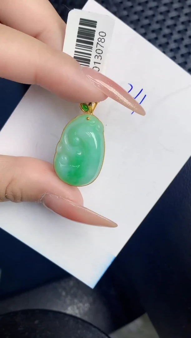 【闪购商品】翡翠颈饰18K金镶嵌000000000