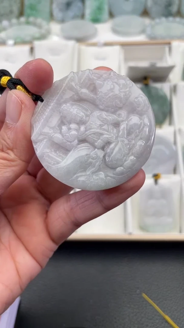 颈饰未镶嵌翡翠天然缅甸翡翠A货359