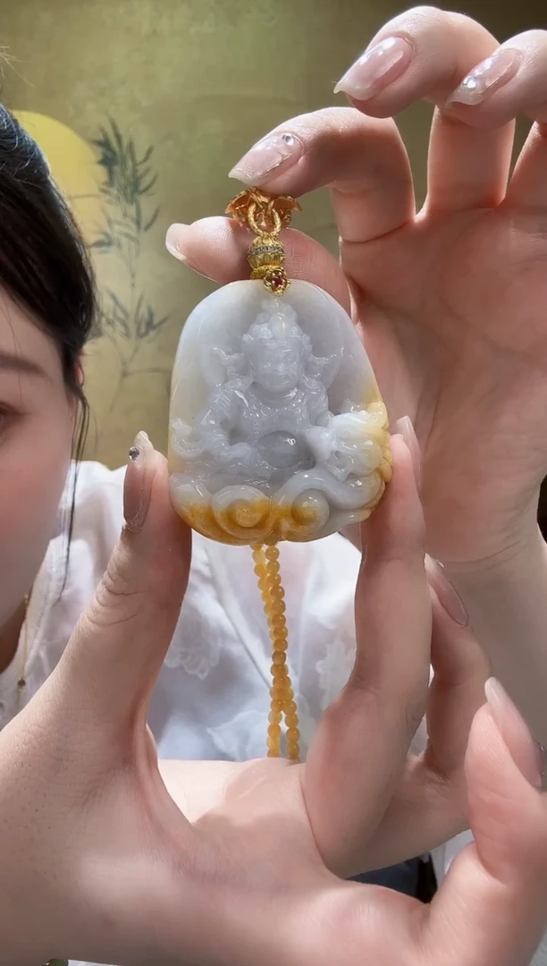 翡翠未镶嵌颈饰吊坠