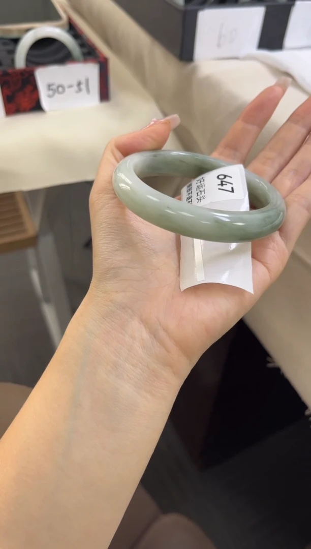 未镶嵌手镯石英质玉瑕647