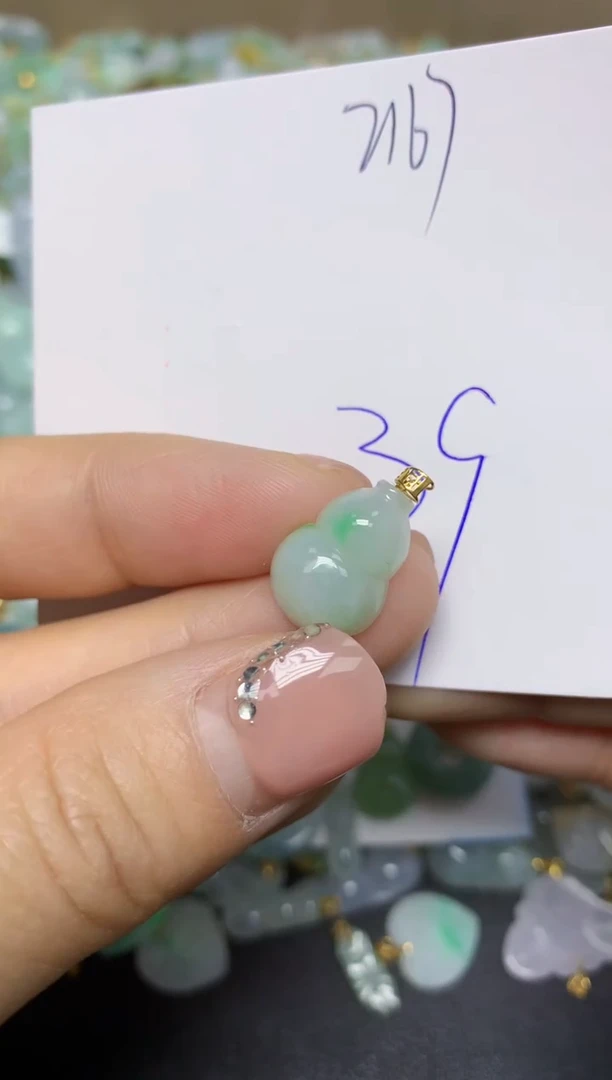 【闪购商品】翡翠挂件18K金镶嵌 天然翡翠A货