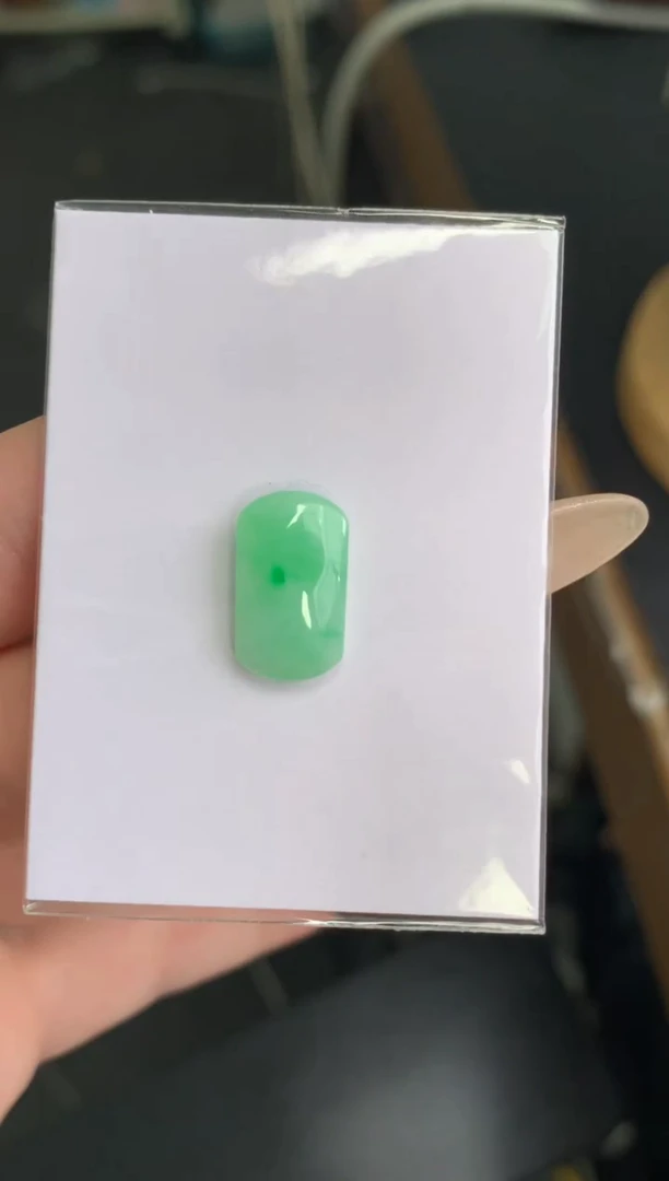 未镶嵌定制翡翠马鞍