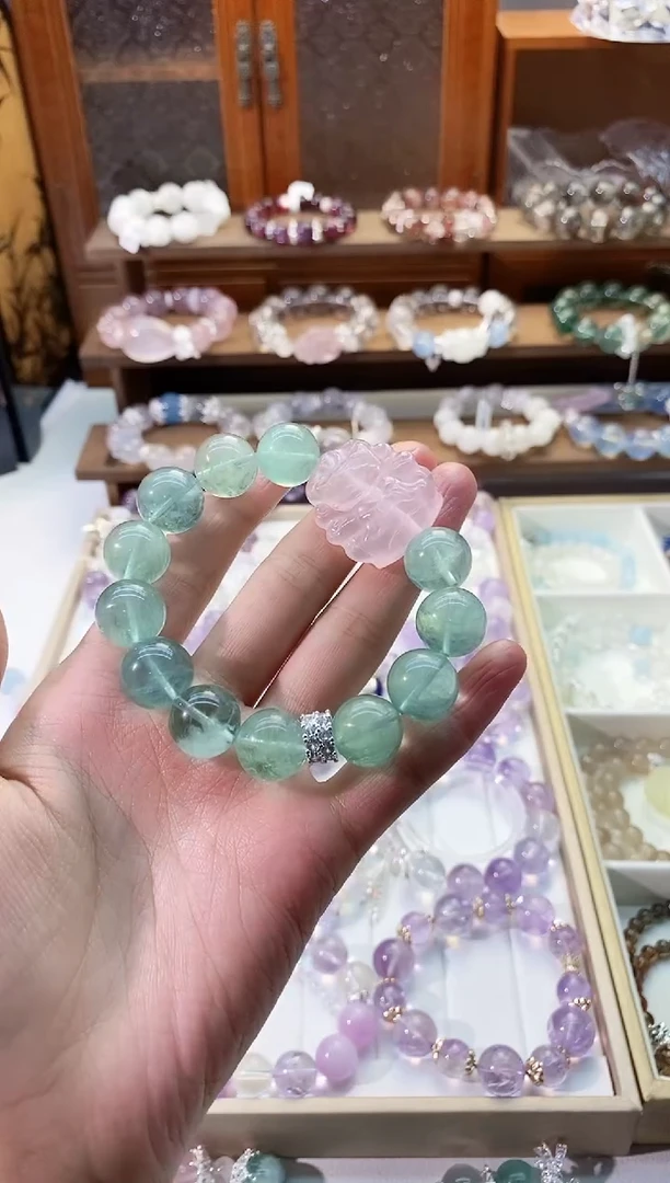 【闪购商品】水晶手串未镶嵌绿萤石搭狐牌