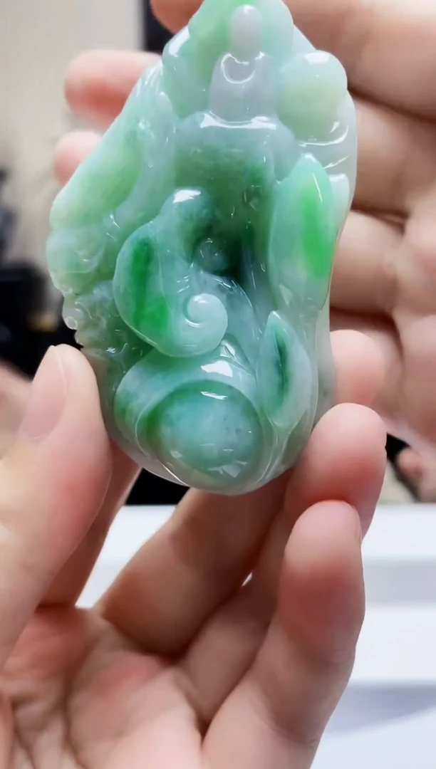 未镶嵌定制翡翠吊坠105