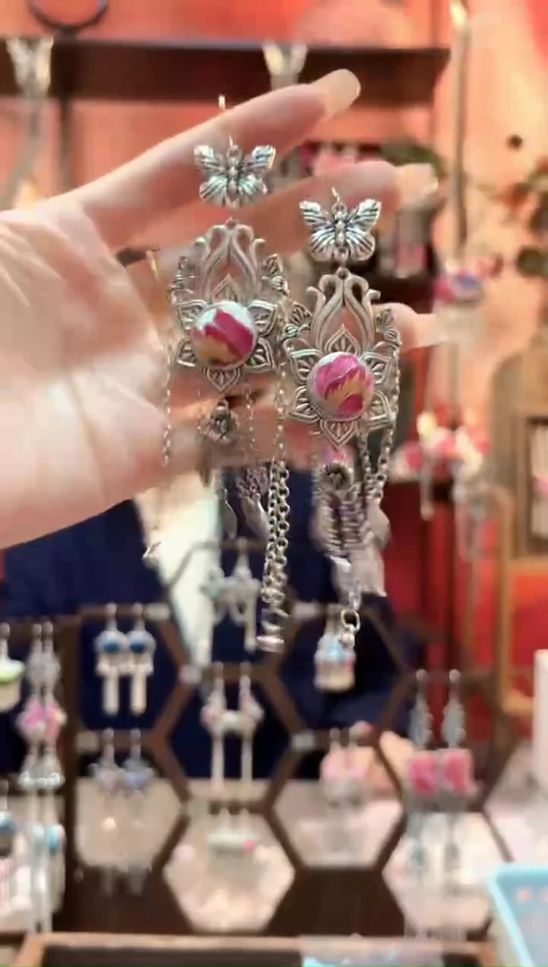 织绣云织谣民族风精美饰品   259*