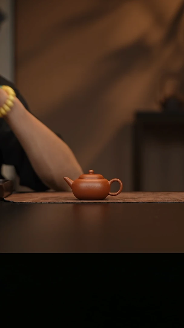 允禾斋 紫砂壶  朱泥 寅春水平