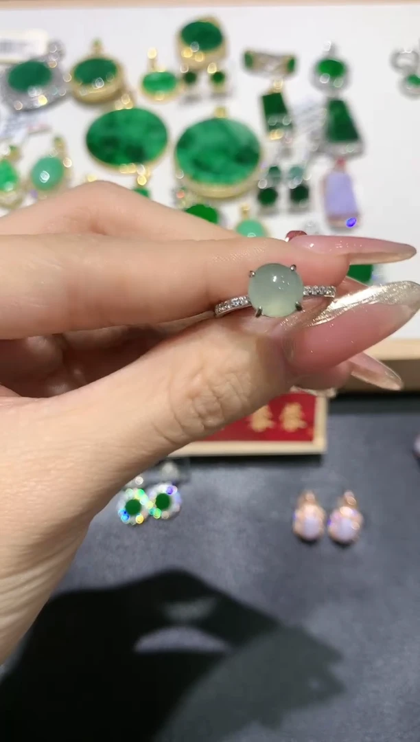 【闪购商品】翡翠吊坠(不含链)银S925镶嵌19多人多样性随机发货1件