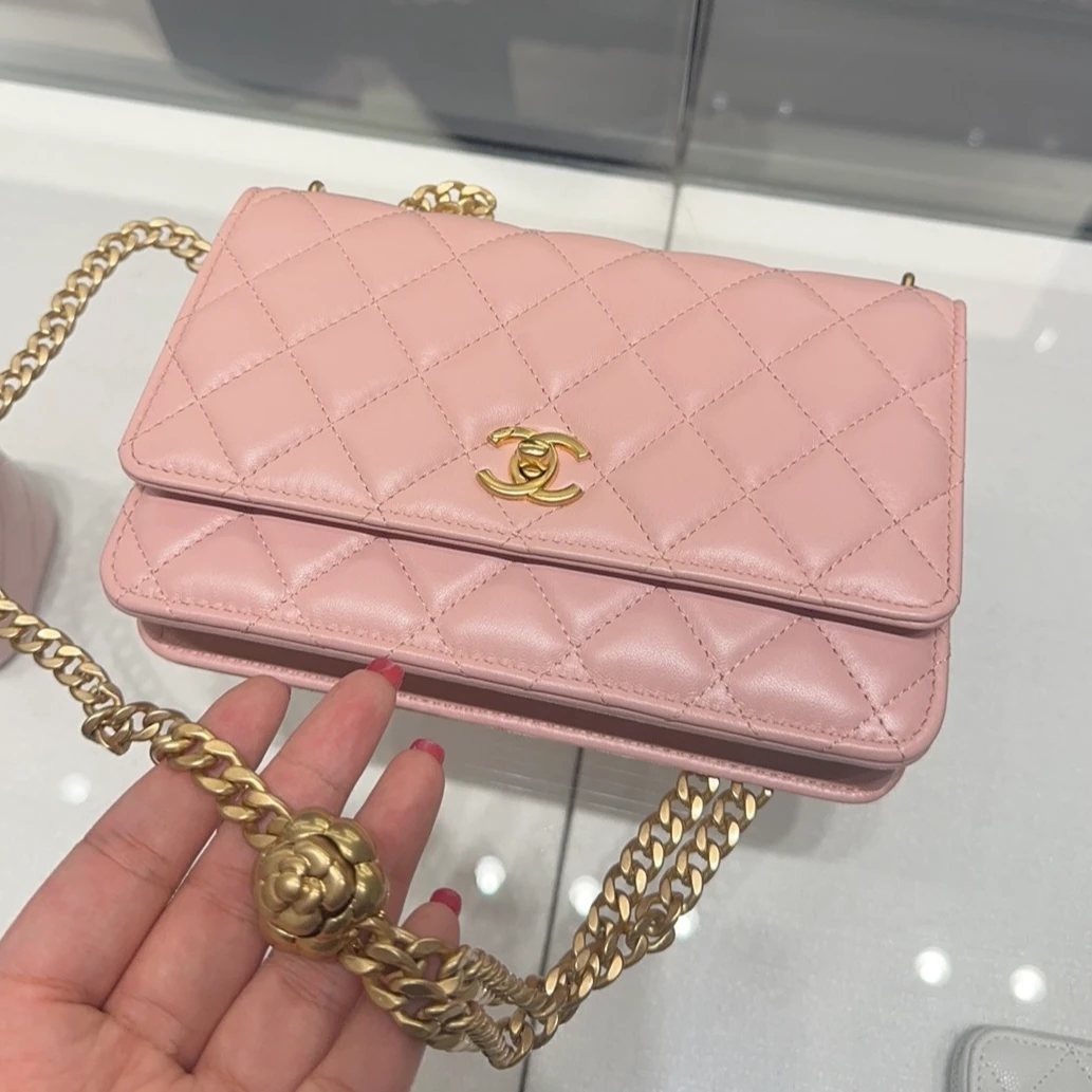 95新 Chanel/香奈儿 2716|香奈儿樱花浅粉色山茶花woc斜挎包新款