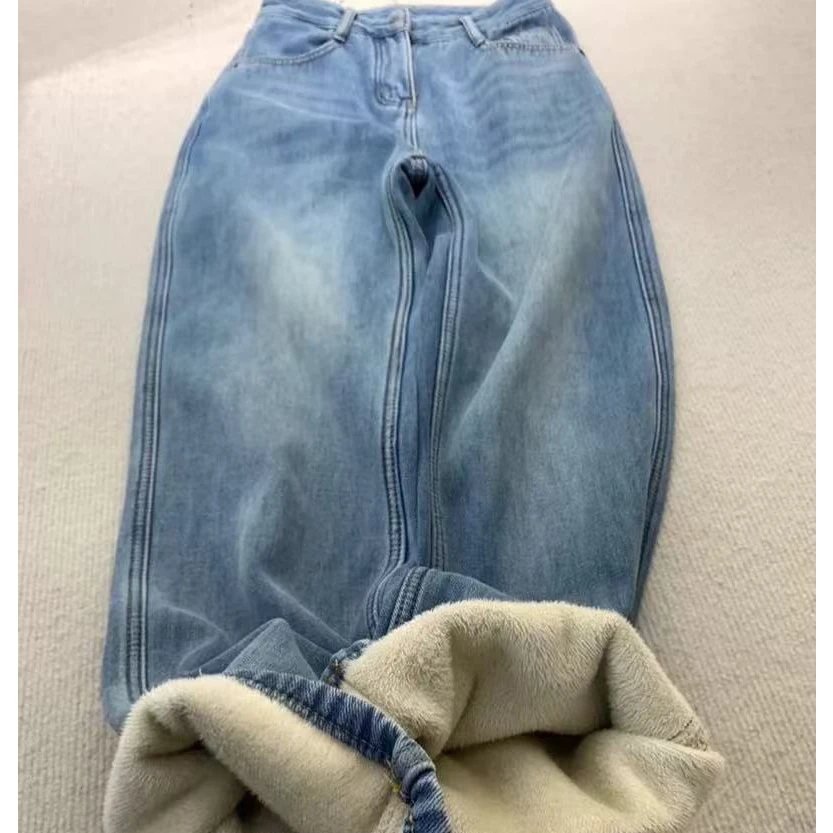 大码胖mm女装加绒复古浅蓝直筒牛仔裤