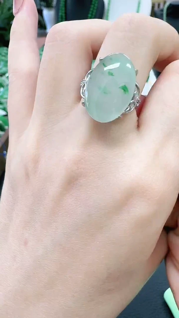 未镶嵌1石英质玉（非洲翠）8501