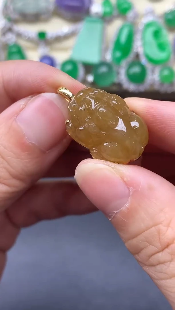 颈饰18K金镶嵌翡翠356-中国好珍宝