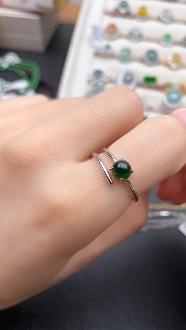 银S925镶嵌戒指翡翠1