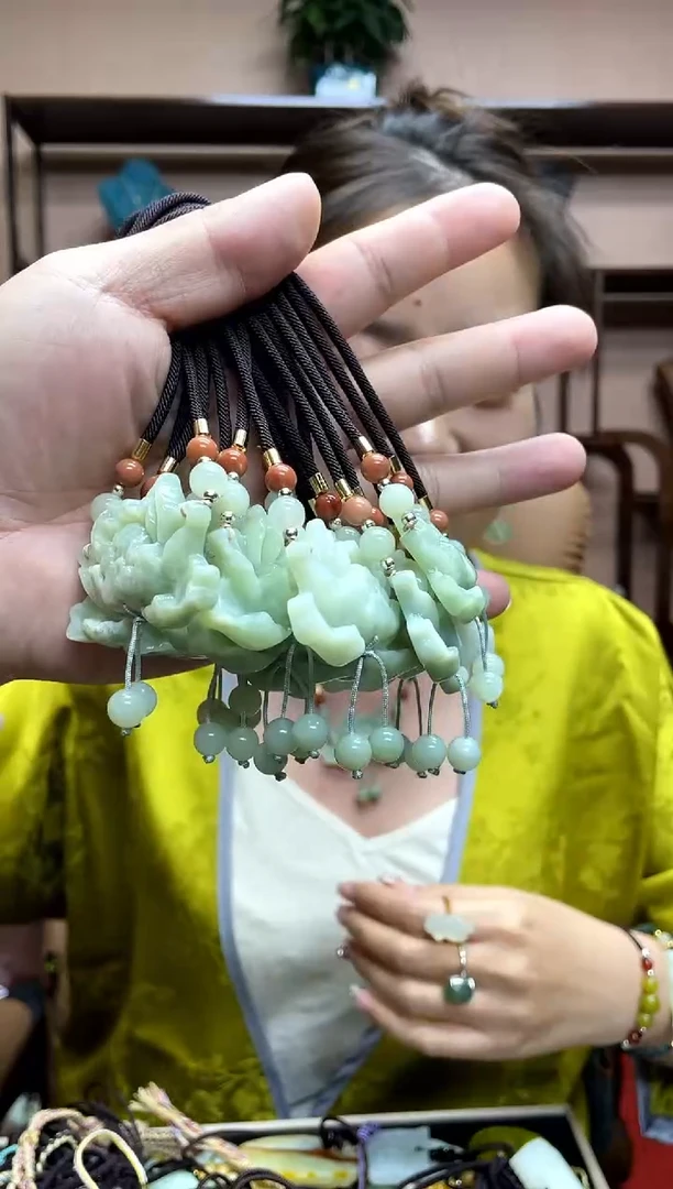 【闪购商品】岫玉未镶嵌吊坠多样性发货其中一件