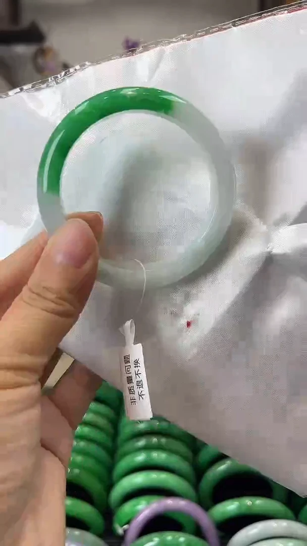 【闪购商品】砖雕a16 圈口54独货手镯