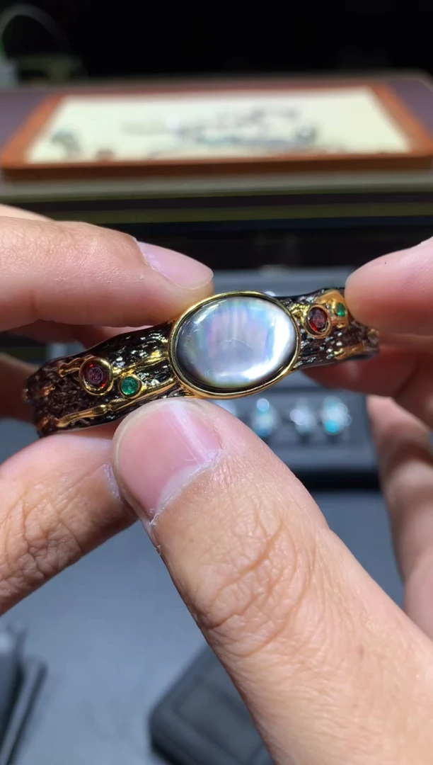 【闪购商品】贝壳极光贝未镶嵌T149