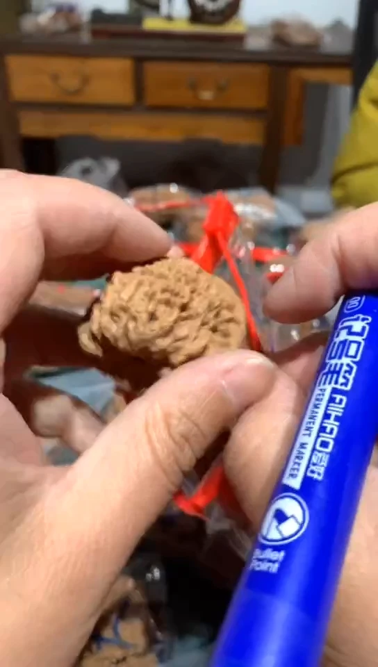 【闪购商品】文玩核桃吊坠大官帽核桃