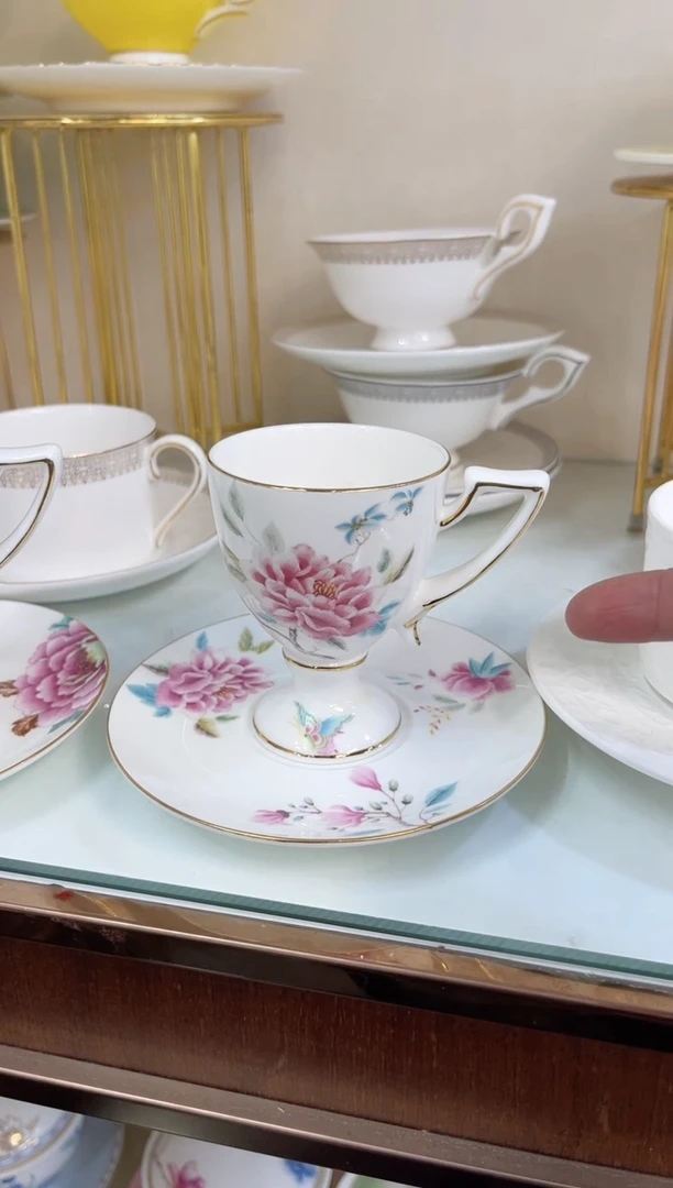 36%以上骨粉骨瓷高脚茶杯