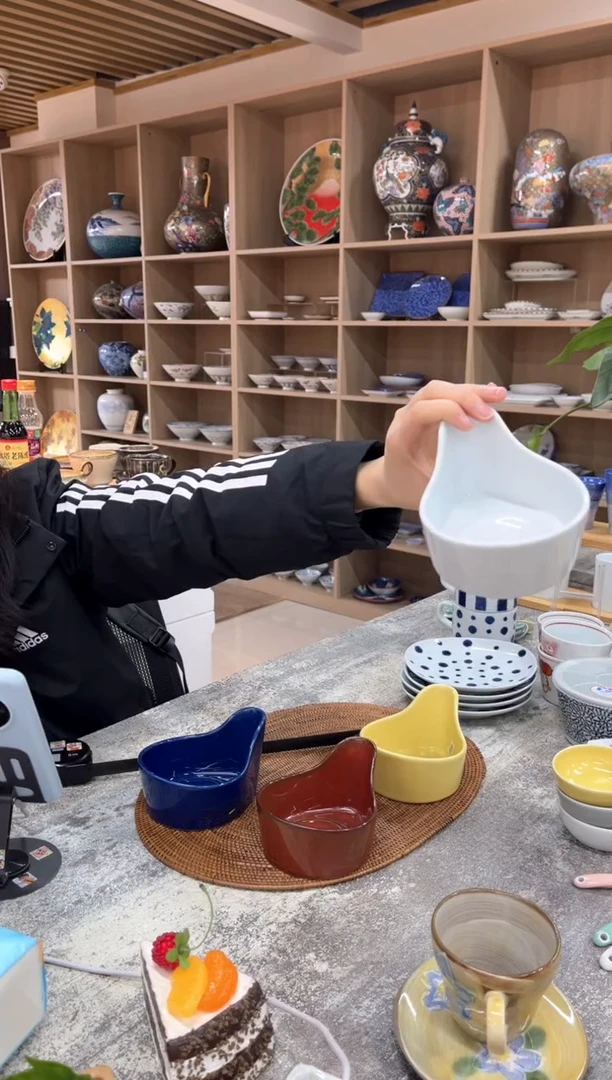 【闪购商品】瓷片白山　ポケットお玉立（白）