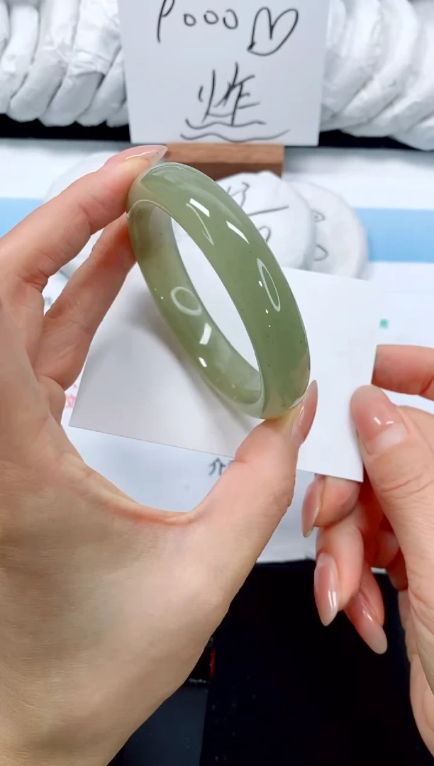 未镶嵌手镯石英质玉182-60.5