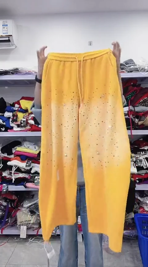 闪电购精品女装21瑕M