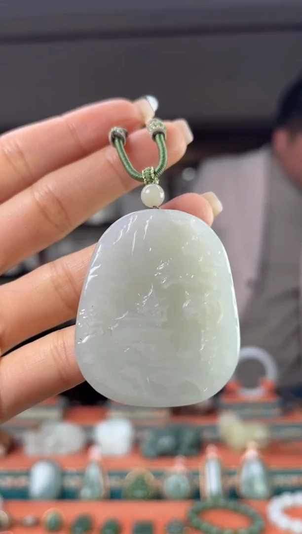 颈饰未镶嵌和田玉1
