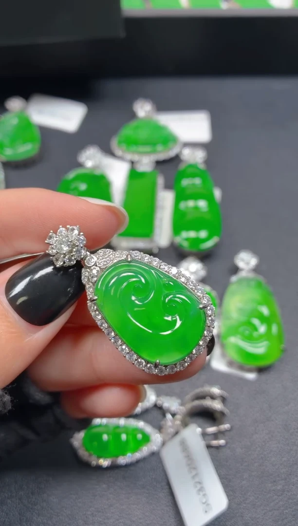 吊坠(不含链)未镶嵌翡翠0