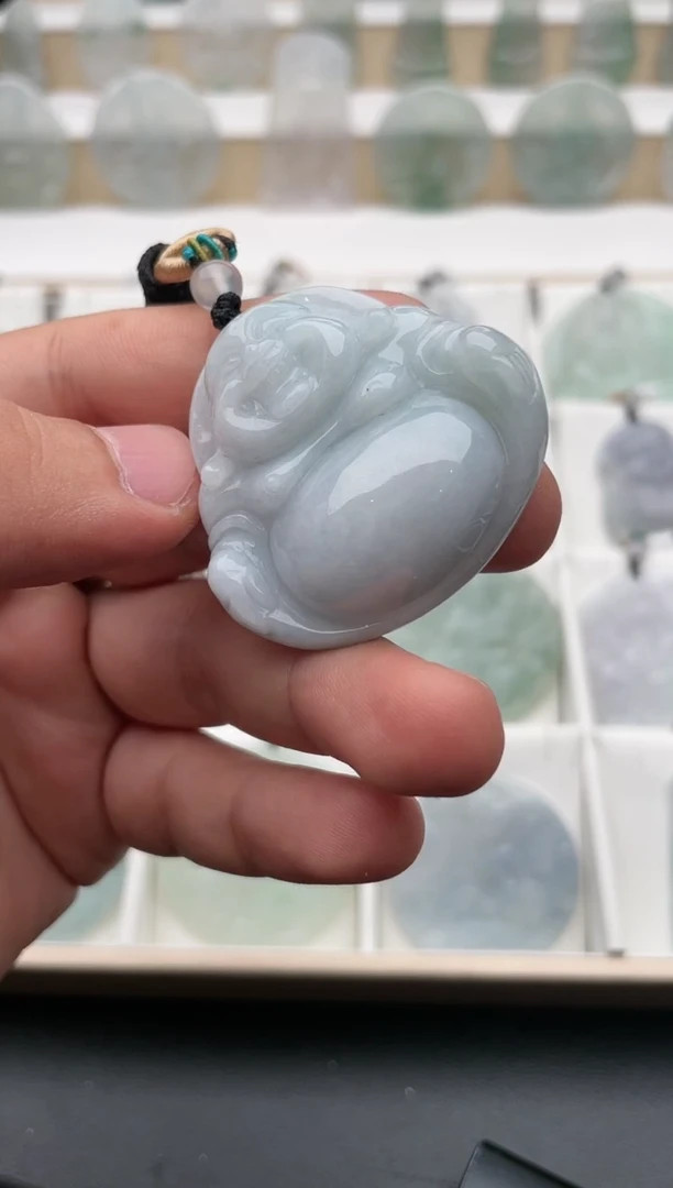 翡翠未镶嵌颈饰..../5/10/  135