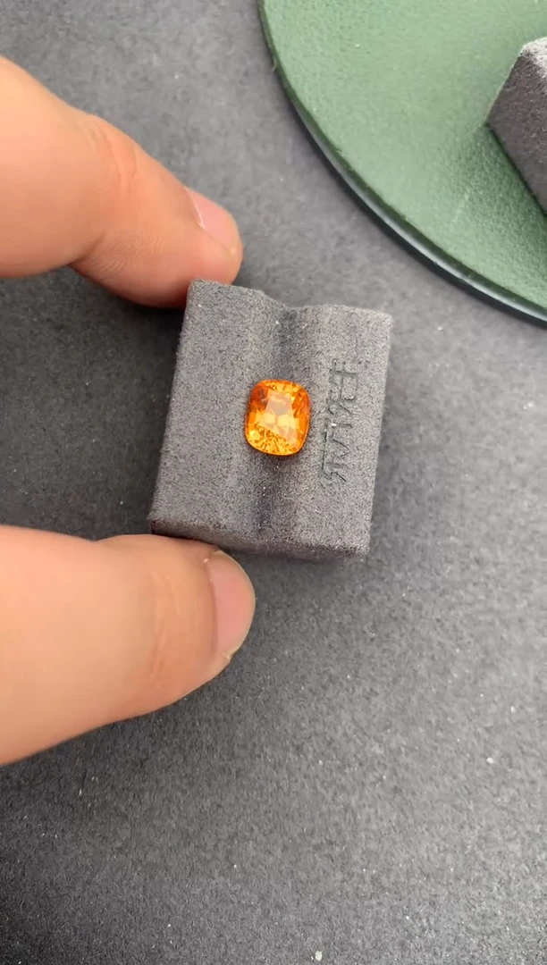 未镶嵌裸石石榴石3.1ct芬达 定制AC