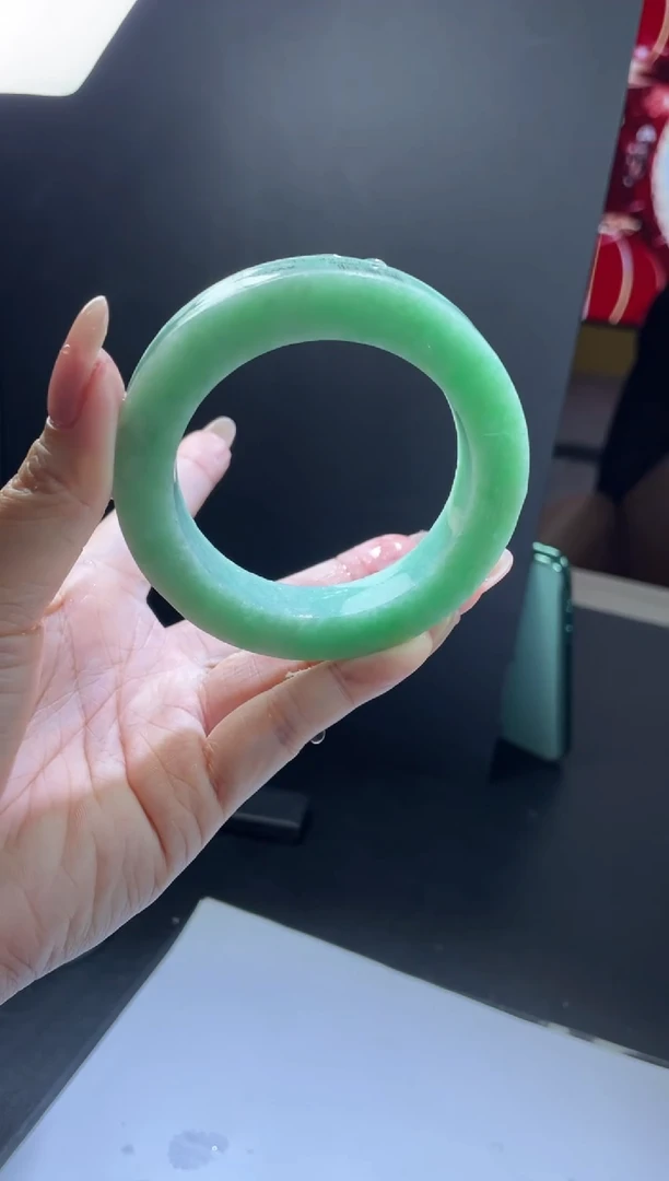 【闪购商品】定制翡翠手镯未镶嵌DDH99069