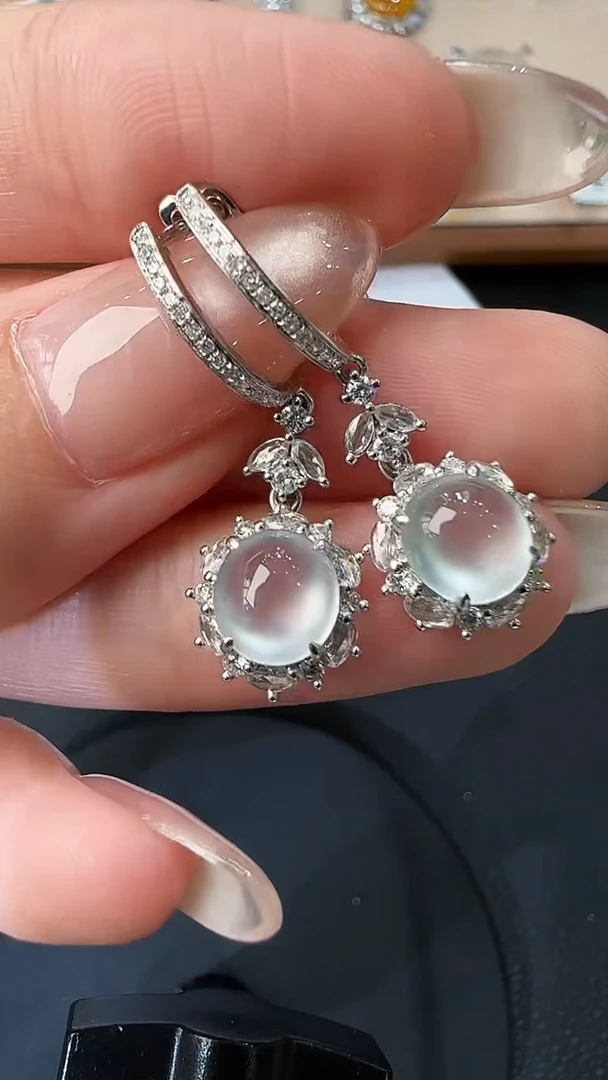 翡翠18K金镶嵌耳饰耳饰25